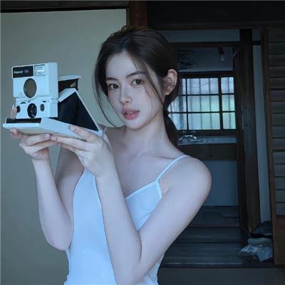 钢盔